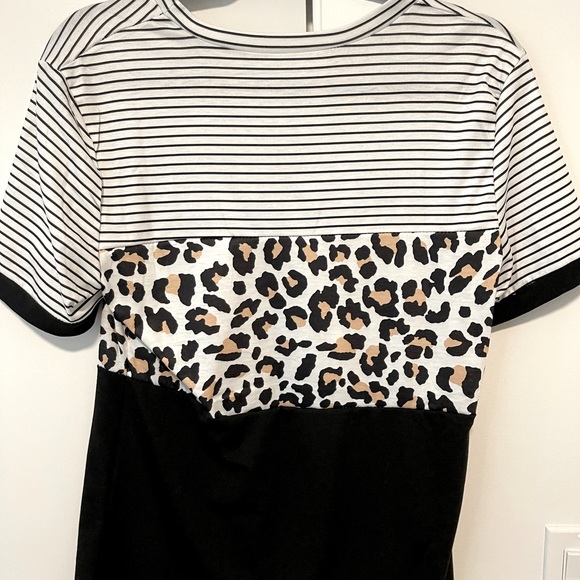 Casual animal print tshirt. Size medium. Never worn - Picture 1 of 1
